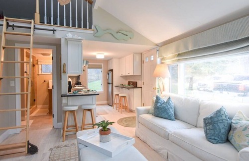 Brewster Casa | Less Than 1 Mile to the Beach with Custom Fire Pit!