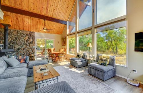 Prescott Casa | Less Than 2 Mi to Dtwn Prescott Cabin with Furnished Deck