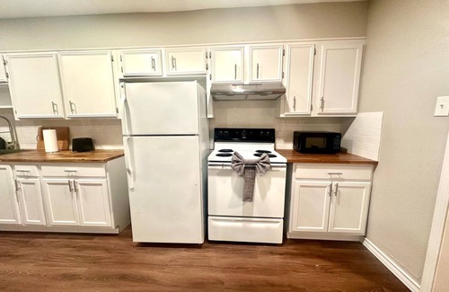 Bossier City Casa | Let's Dance!-3 Bedroom/2 Full Bath House in Bossier