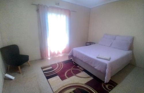 Bizana Cama Y Desayuno | Lethabo Bed & Breakfast Bizana