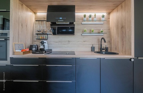 Levallois-Perret Apartamento | Levallois-Courcelles Apartment and Private Parking