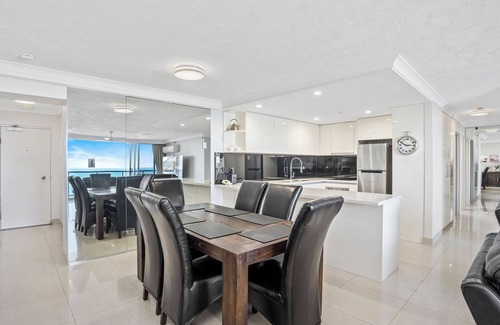 Surfers Paradise Apartamento | Level 26 Ocean View, Deluxe 2Bed 2Bath, FREE WIFI