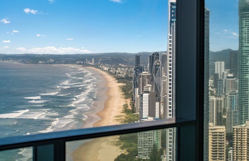 Surfers Paradise Apartamento | Level 50 Beachfront, 2 Bedrooms in a new resort