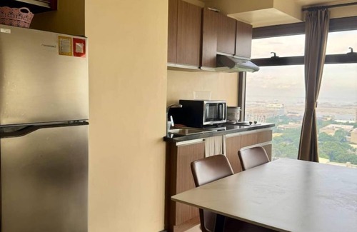 Pasay Condominio | Levi&Moon's Haven in the Sky 2Bath