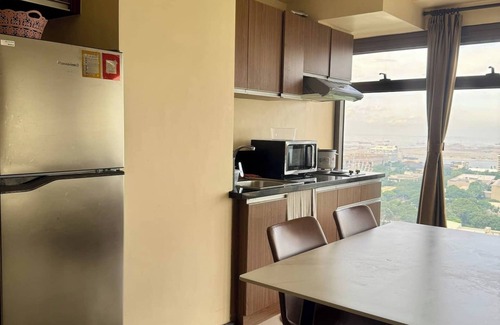 Pasay Condominio | Levi&Moon's Haven in the Sky 2Bath