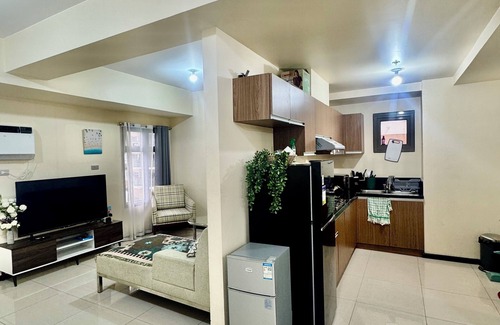 Malate Condominio | Levi & Moon's The Radiance Manila bay - 2 bedroom