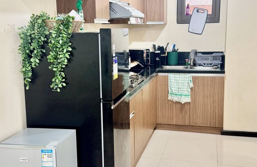 Malate Condominio | Levi & Moon's The Radiance Manila bay - 2 bedroom