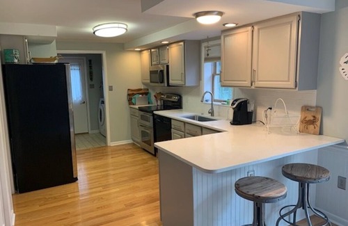 Lewes Casa | Lewes Beach Cottage - Quiet Quaint and Close To Everything!
