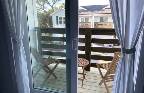 Corolla Village Condominio | Lewis Villa - Beach Living in Corolla's Heart