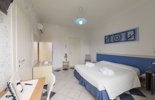 Poetto Casa | LewisRooms Poetto Beach Cagliari
