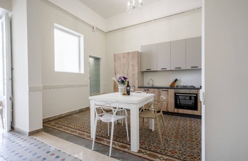 Taranto Apartamento | Lexa Home Experience - Roomy & Central Apartment
