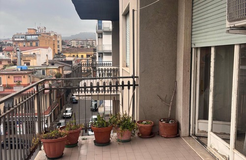 Coste Apartamento | Lg Giarre Apartment in Italy