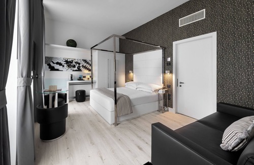 Santa Croce Hotel | LHP River Club