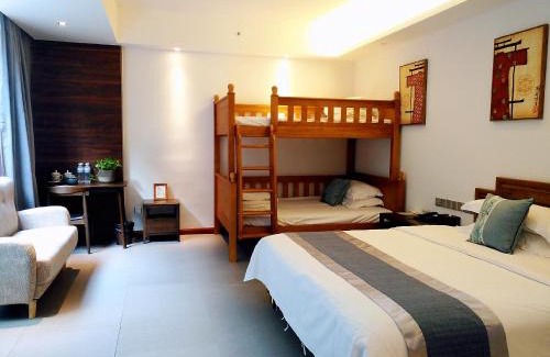 Yangshuo Hotel | Li River Resort