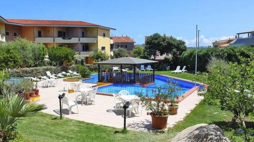 Santa Teresa di Gallura Apartamento | Li Velieri 6 pax Pool & Private Garden