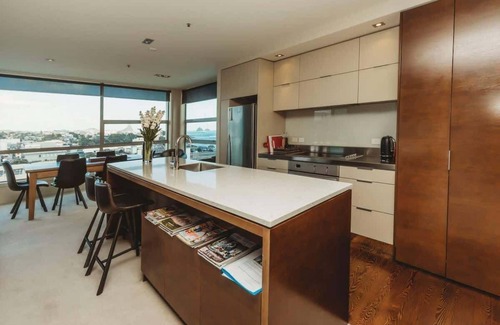 New Plymouth CBD Apartamento | Liardett Penthouse - Inner city accommodation