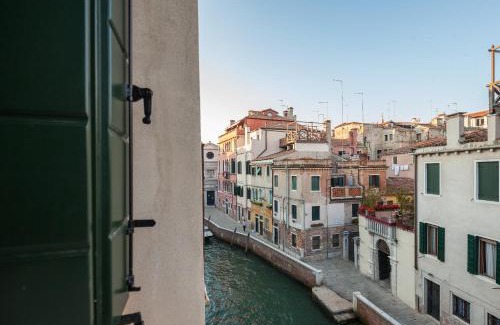 Castello Hotel | Liassidi Wellness Suites