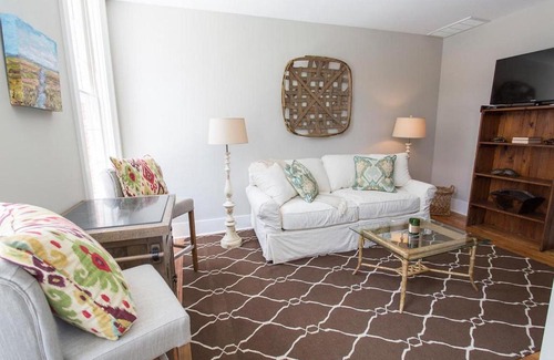 Historic District - North Casa | Liberty Landing by Lucky Savannah
