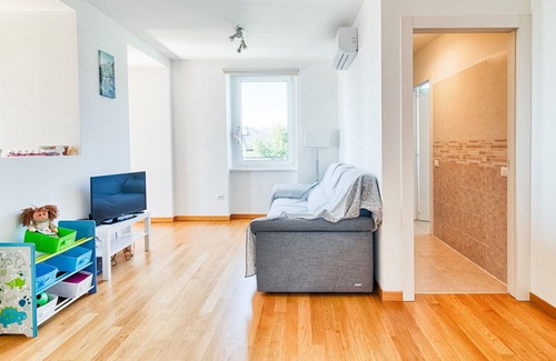 San Giovanni-Chiadino-Rozzol Apartamento | Liberty on the Gulf! Modern & Cozy Apt x6