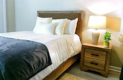 Pine Forest Apartamento | Liberty Towne - Within a short drive of I-95 and Fort Liberty - Perfect for short-term or long-term stays