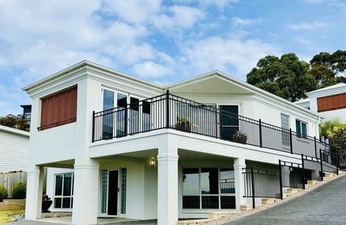 Binalong Bay Casa | Lichen Villa Bay of Fires - Binalong Bay beach is at your doorstep