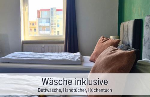 Brandenburg an der Havel Apartamento | Lichtdurchflutete moderne Stadtwohnung, Küche, Waschtrockner, SmartTV