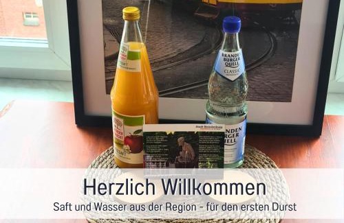 Brandenburg an der Havel Apartamento | Lichtdurchflutete moderne Stadtwohnung, Küche, Waschtrockner, SmartTV
