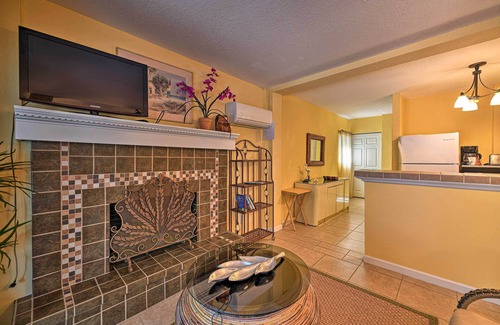 Sarasota Apartamento | Lido Key Hideout w/ Patio & Yard + Walk to Beach!
