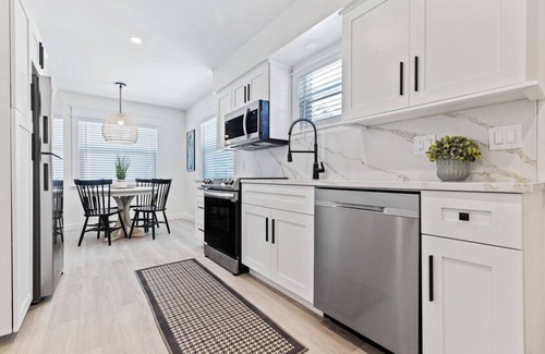 Ilexhurst Casa | Life's A Beach! Anyday arrival! Fall rate drop!