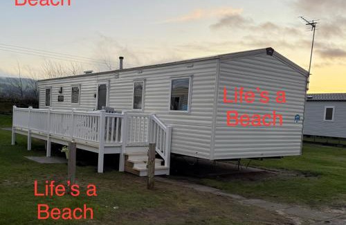 Prestatyn Casa | Lifes a Beach on Presthaven Sands