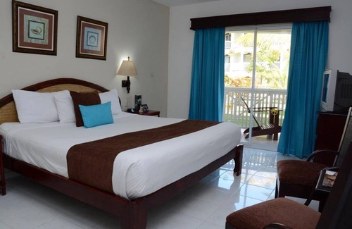 Puerto Plata Complejo | Lifestyle Tropical Beach Resort CAMA DE LA REINA