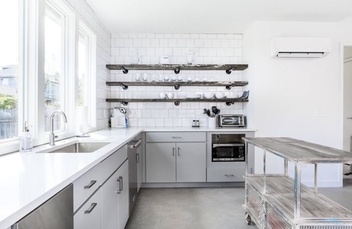 12 South Casa | Light and AIry Guesthouse in 12 South Neighborhood!