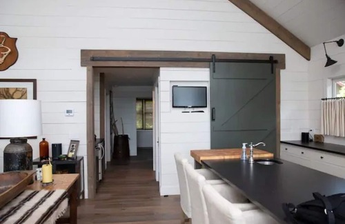 Santeetlah Casa | Light-filled custom Lake Front Home! Book NOW for summer.