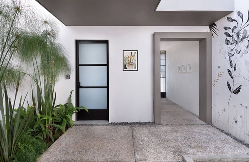 Ajijic Apartamento | LIGHT FILLED MODERN APARTMENT WITH PRIVATE GARDEN
