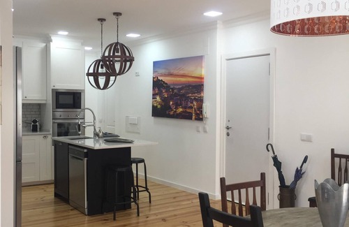 Penha de Franca Apartamento | LUZ LLENA ABIERTO CONCEPTO 3 HABITACIONES CON A / C EN LISBOA EN EDIFICIO HISTÓRICO