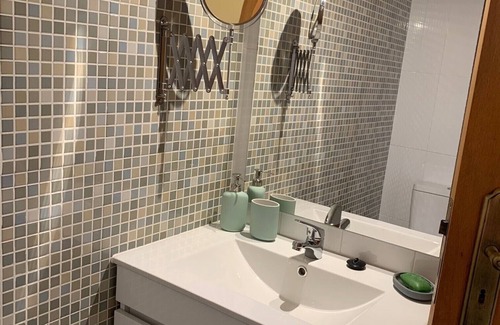 Carvoeira Apartamento | Light House Family Apartment