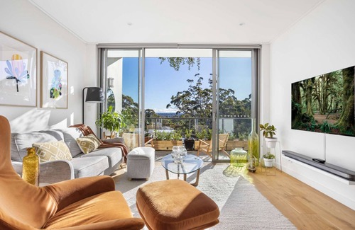 Lane Cove Apartamento | Light, stylish 1BR apartment near shops and transport with parking
