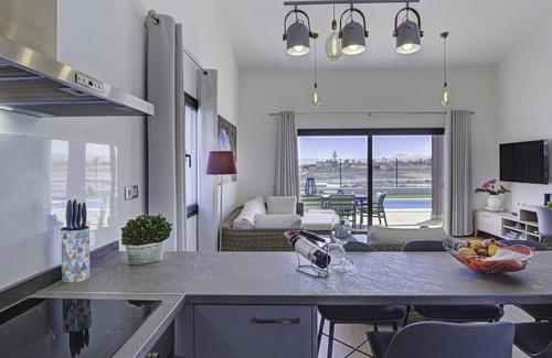 Caleta de Fuste Apartamento | Lightbooking Villa El Molino piscina privada climatizada