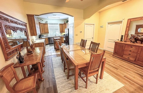 Carrabelle Casa | Faro: casa grande y hermosa, con piscina, jacuzzi, patio privado, amplio y sala de juegos.