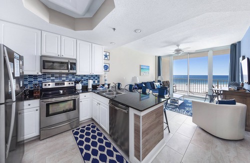 Gulf Shores Condominio | Aug Spec.$ Lighthouse Condo - Gulf View - Front Door Parking-3 Pools-Bunk Room