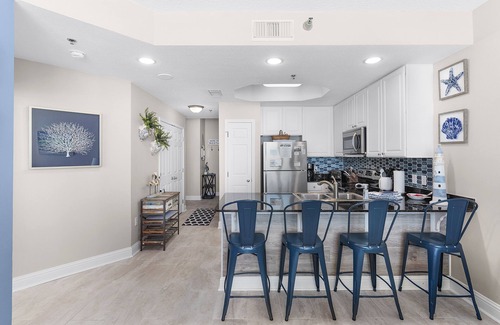 Gulf Shores Condominio | Aug Spec.$ Lighthouse Condo - Gulf View - Front Door Parking-3 Pools-Bunk Room