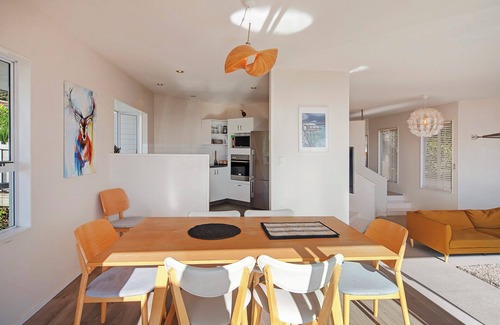 Nelson Casa | Lighthouse Vista - All-day Sun & Exceptional Sea Views!
