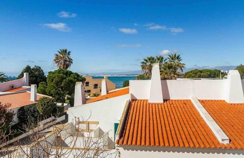 Prainha Casa | Liiiving in Algarve | Alvor Blue Villa