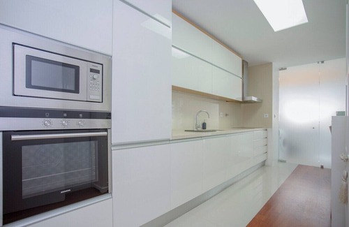 Campanha Apartamento | Vivir en Oporto | Balcón Dragon View