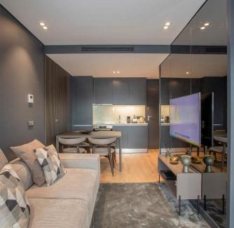Campanha Apartamento | Liiiving in Porto - Dragão Pool View