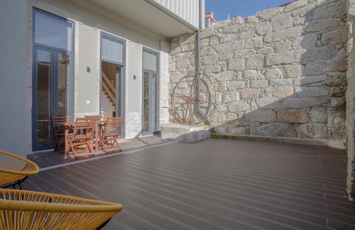 Uniao de Freguesias do Centro Apartamento | Liiiving in Porto | Terrace & Sunny Apartment