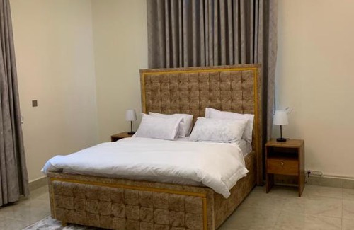 Mbezi Beach Casa | LikaZifa Holiday Villa