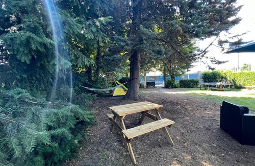 Villiers-le-Bel Chalet De Esquí | LIKEHOME - Garden with chalet near PARIS