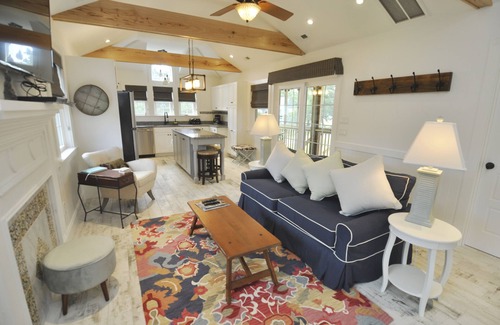 Ocracoke Casa | Lil’Loopy: Un dormitorio casa cerca de muchas atracciones de la isla.