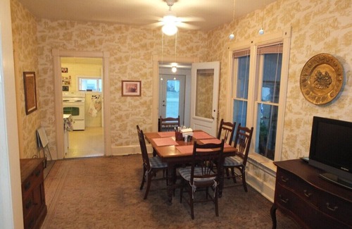 Beulah Cabaña | Lil's on the Lake - On Crystal Lake, Dog-Friendly, and Short Walk to Downtown Beulah!
